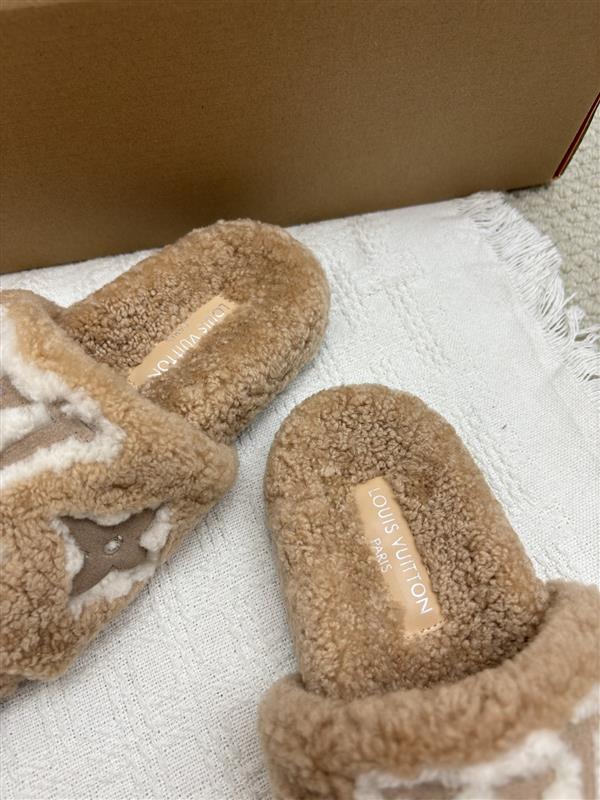 2025112818453337 280